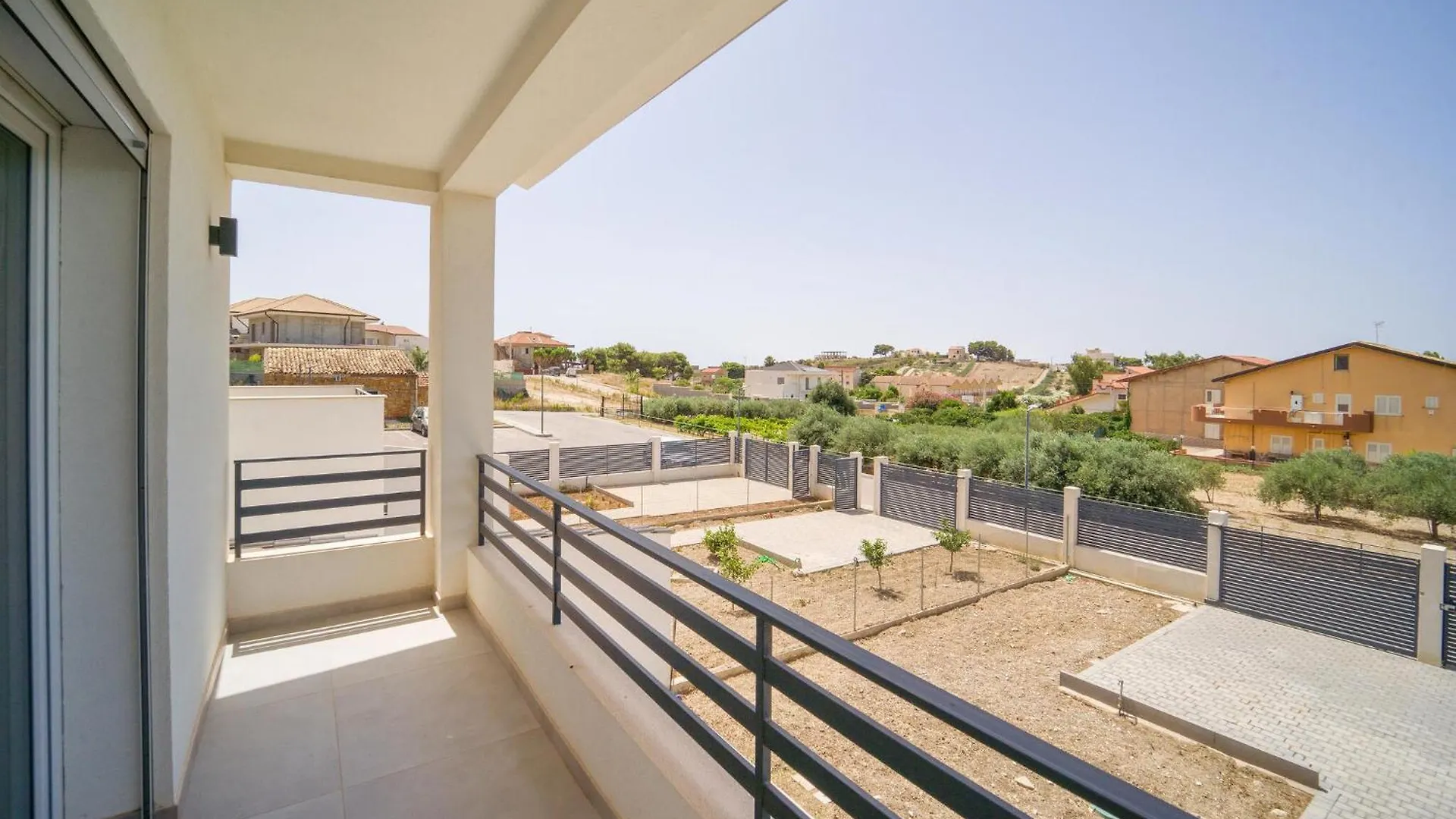 Gorgeous Home In Realmonte With Kitchen Holiday home